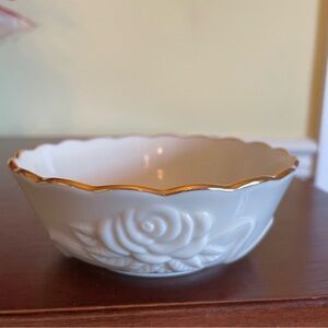 Vintage Small Cream Lenox Rose Blossom Porcelain 4.5-Inch Bowl Candy Dish